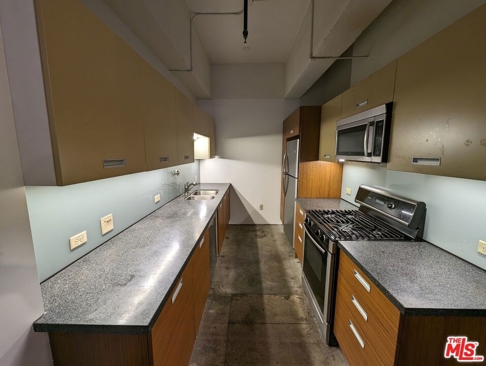 746 S Los Angeles Street - Photo 4