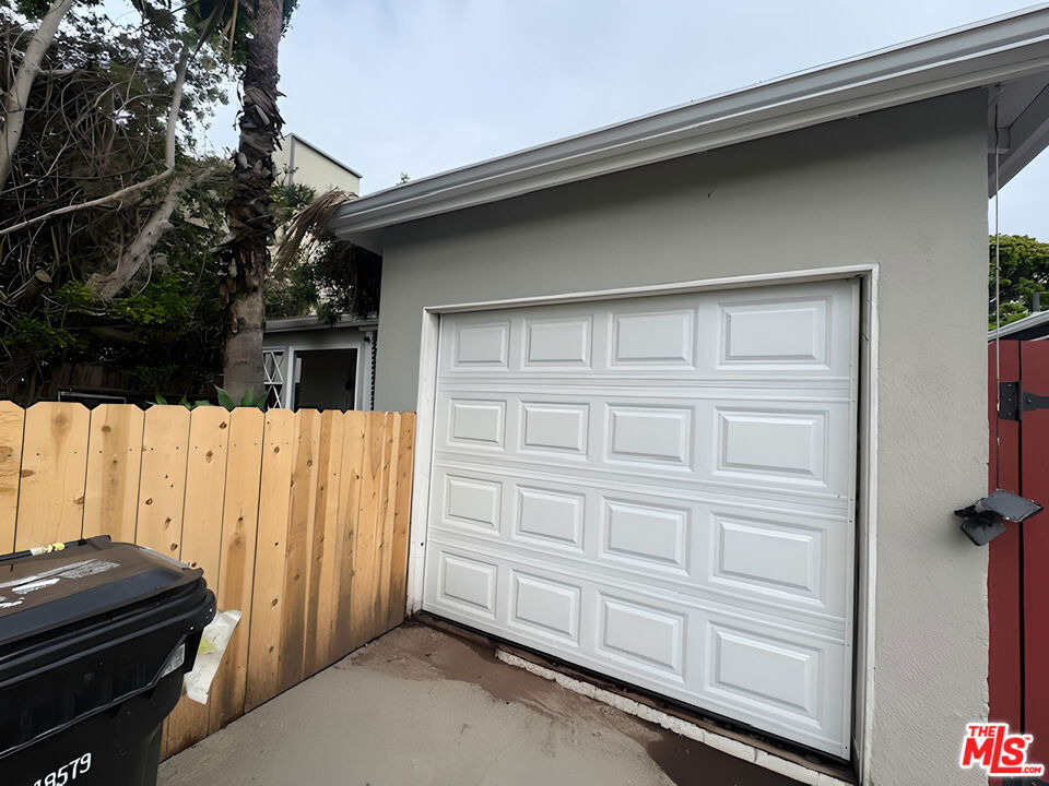 2416 Boone Avenue - Photo 14