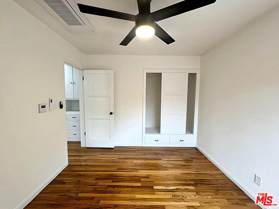 2416 Boone Avenue - Photo 12