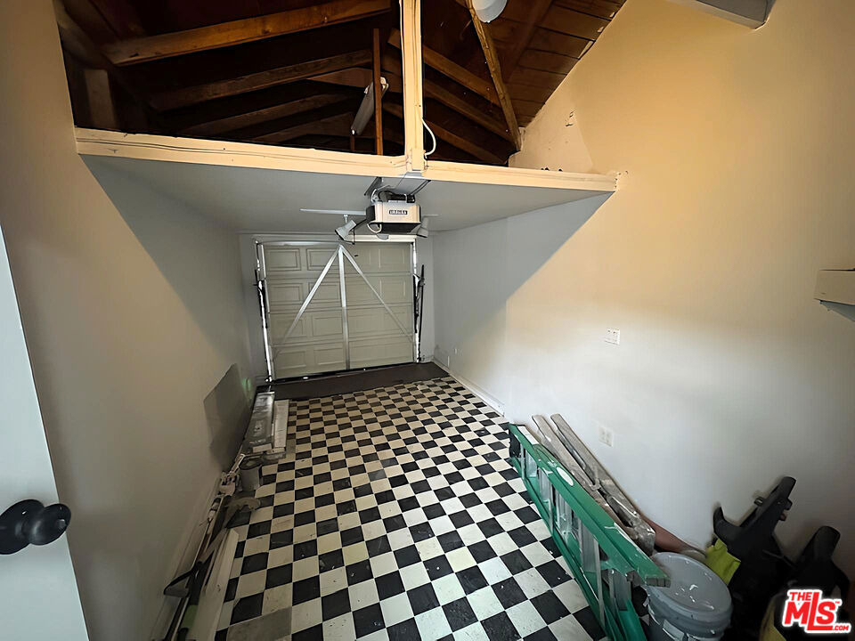 2416 Boone Avenue - Photo 13