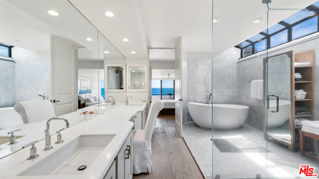 25252 Malibu Road - Photo 2