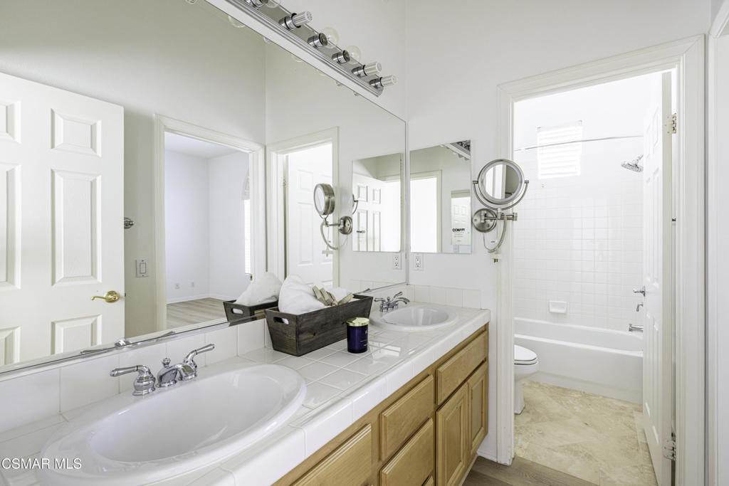 3178 Sunset Hills Boulevard - Photo 14