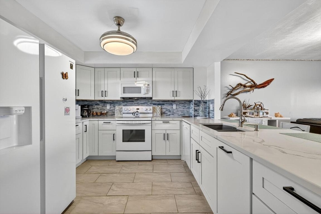 801 S Ocean Drive - Photo 10
