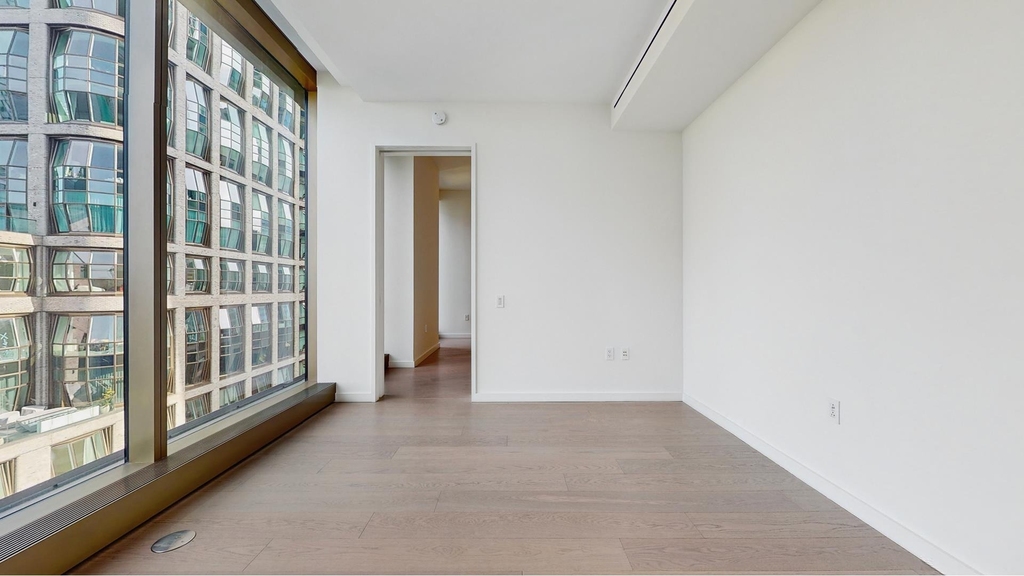 500 W 18th Street - Photo 7