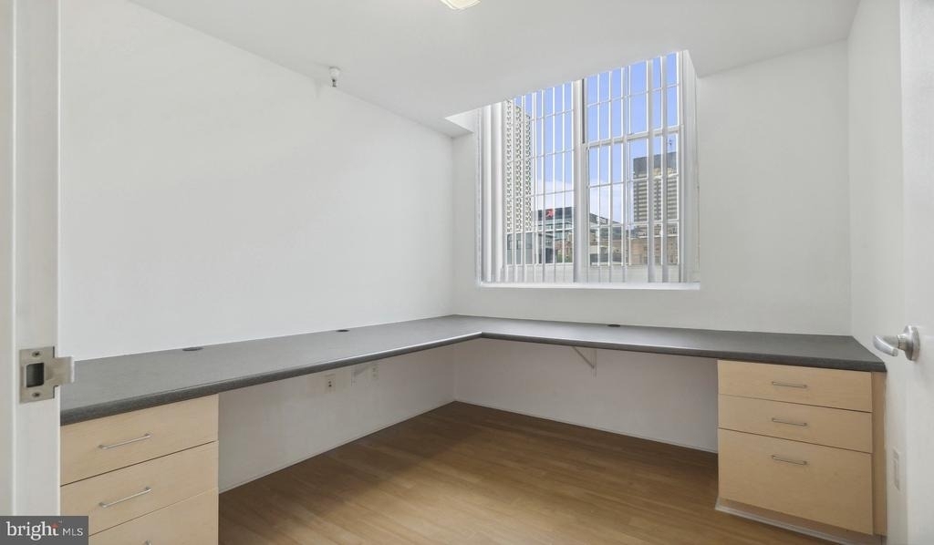 2300 Walnut Street - Photo 14