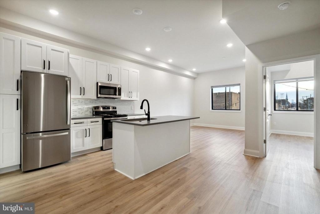 2157 E Lehigh Avenue - Photo 0