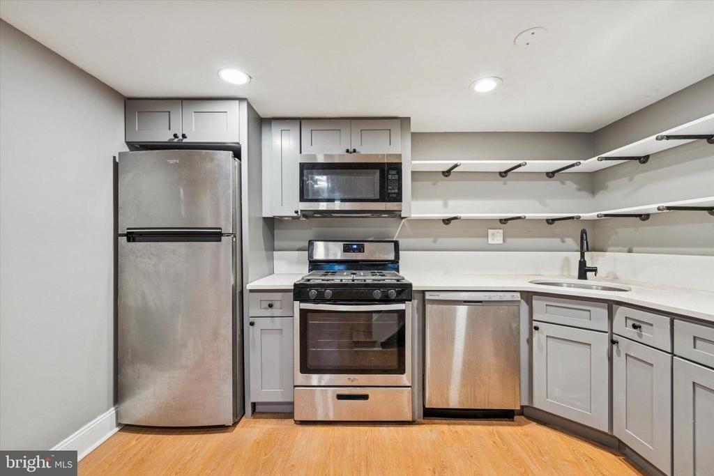 2034 Mount Vernon Street - Photo 4