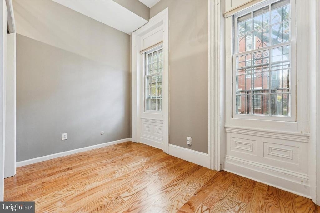 2034 Mount Vernon Street - Photo 1