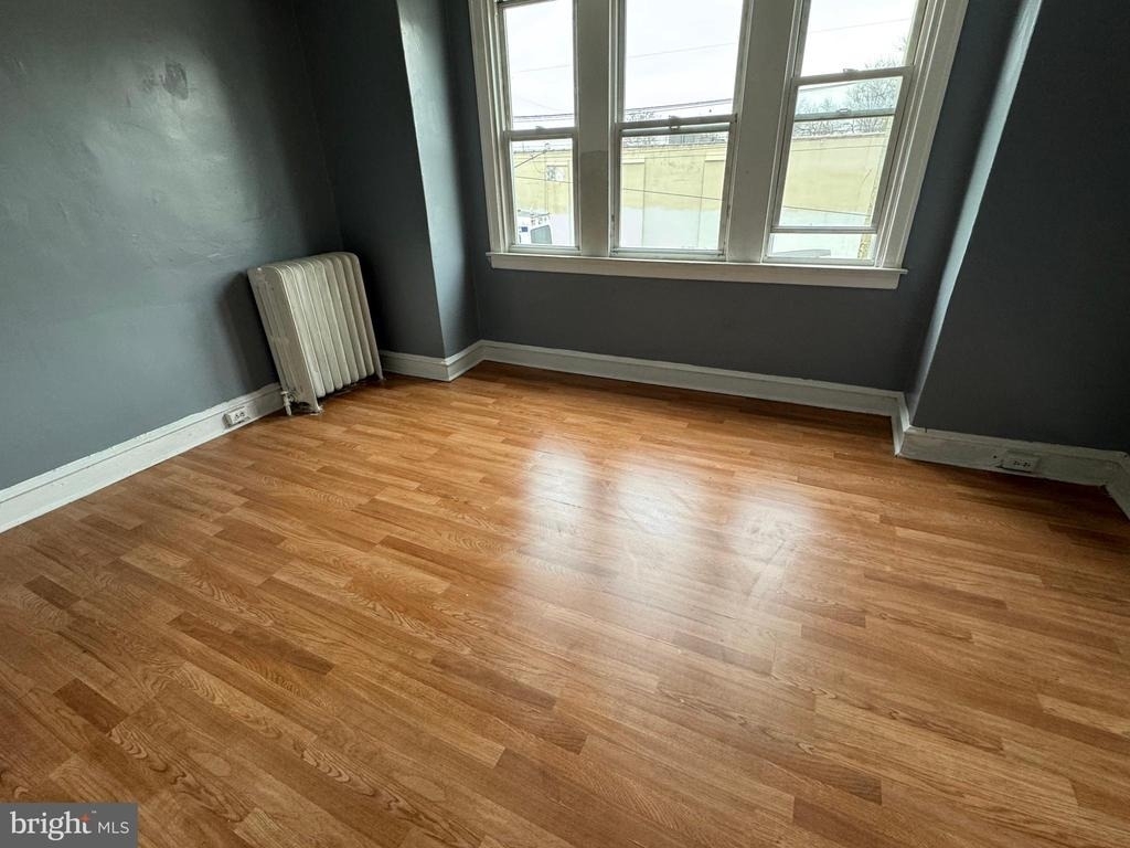 7242 Elmwood Avenue - Photo 6