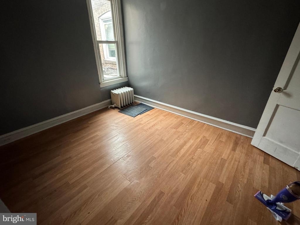 7242 Elmwood Avenue - Photo 5