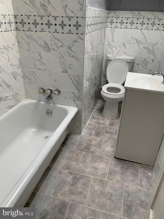 7242 Elmwood Avenue - Photo 8