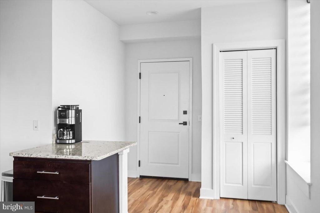 231 State Street - Photo 3