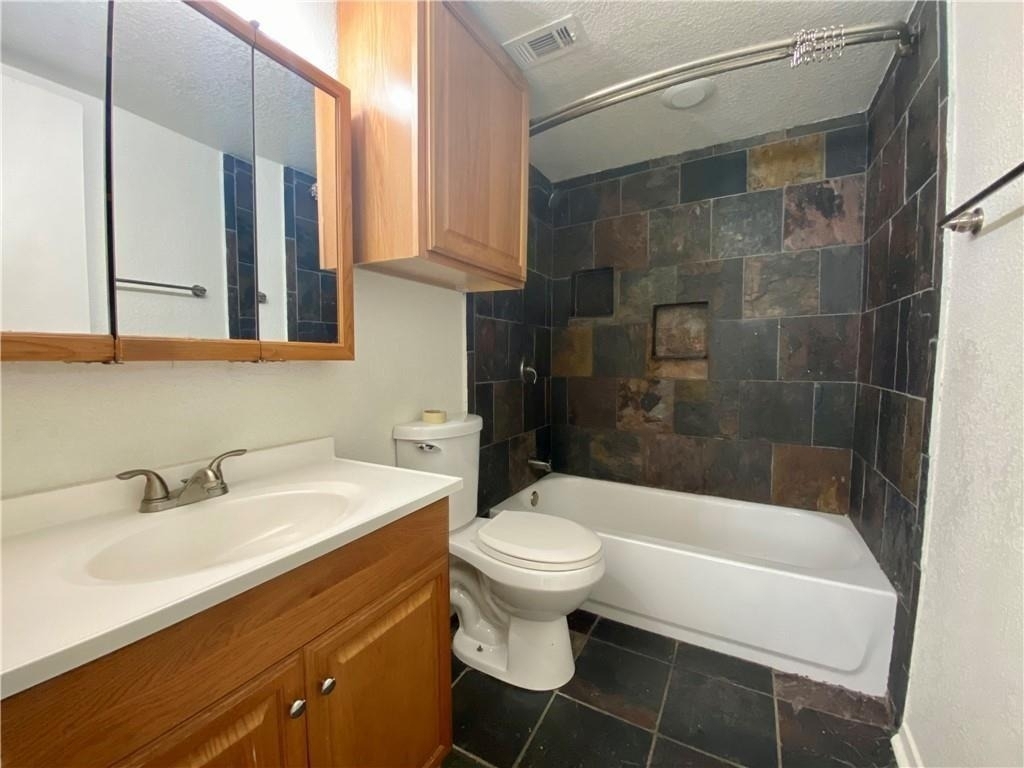 3000 Guadalupe St - Photo 3