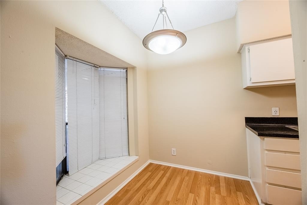 2818 Nueces St - Photo 2