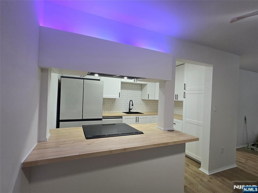 2080 Drake - Photo 1