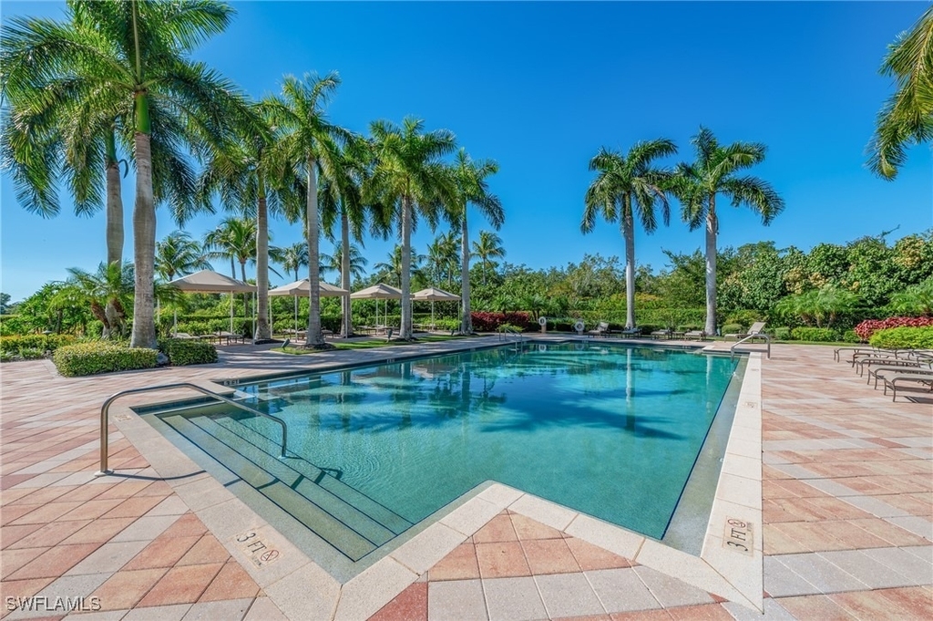 1065 Borghese Lane - Photo 2