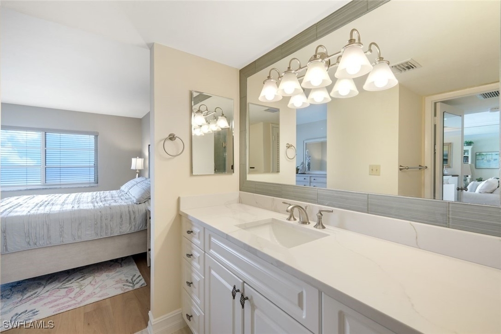 3443 Gulf Shore Boulevard N - Photo 15