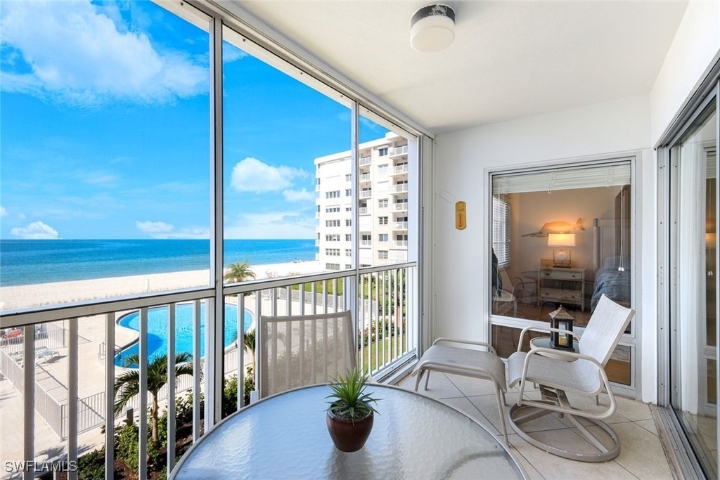 3443 Gulf Shore Boulevard N - Photo 19