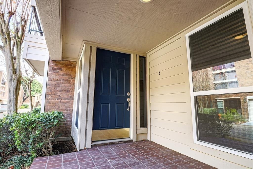 4724 Post Oak Timber Drive - Photo 1