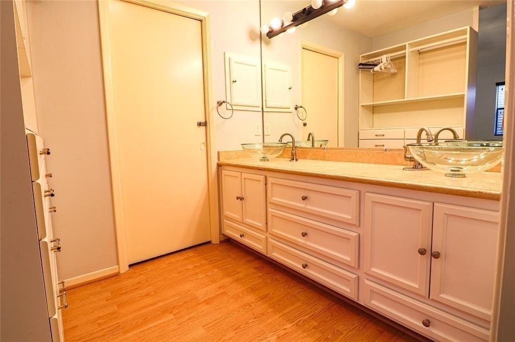 4724 Post Oak Timber Drive - Photo 16