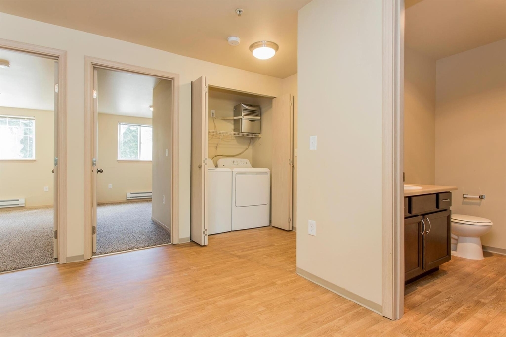 1406 Maple Ln - Photo 10