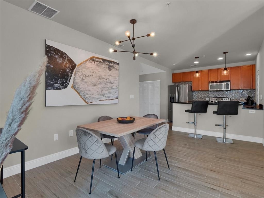525 E Jackson Street - Photo 30