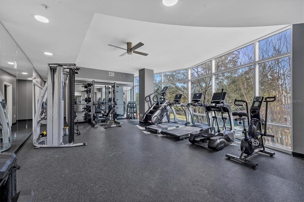 525 E Jackson Street - Photo 45