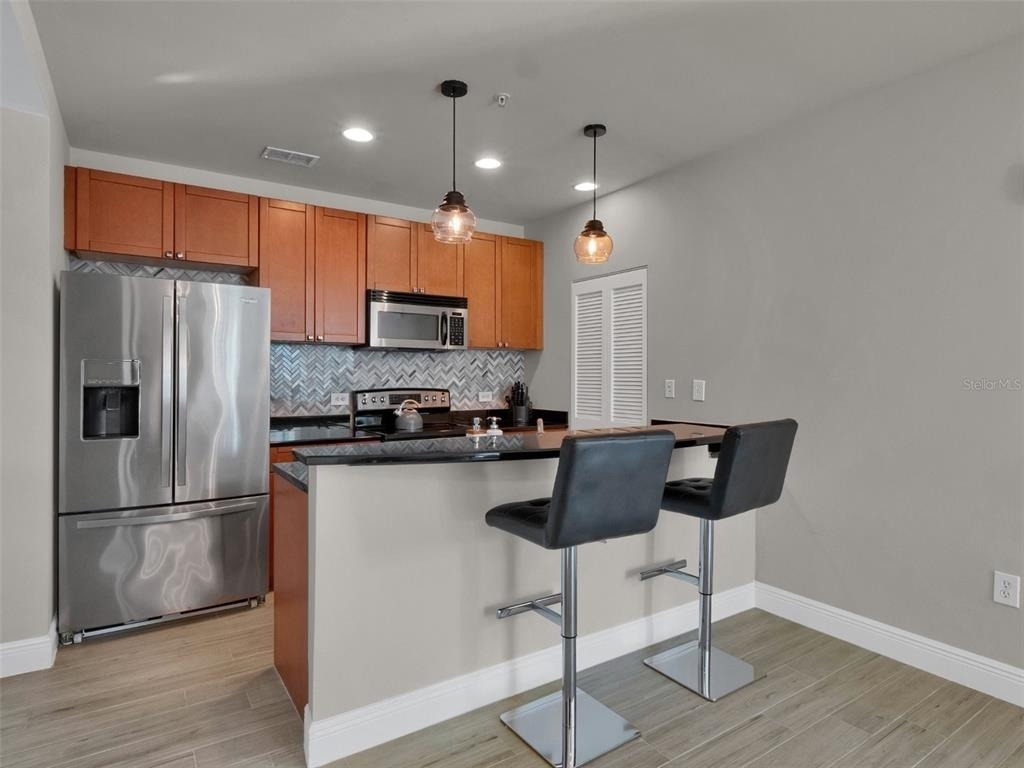 525 E Jackson Street - Photo 22