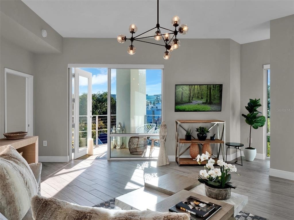 525 E Jackson Street - Photo 13