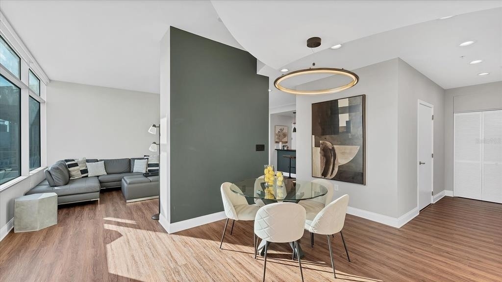 525 E Jackson Street - Photo 13