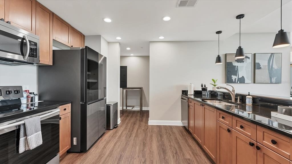 525 E Jackson Street - Photo 19