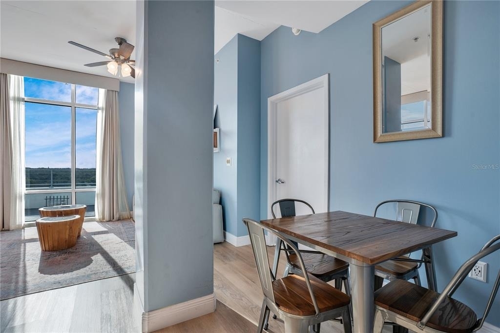 525 E Jackson Street - Photo 21