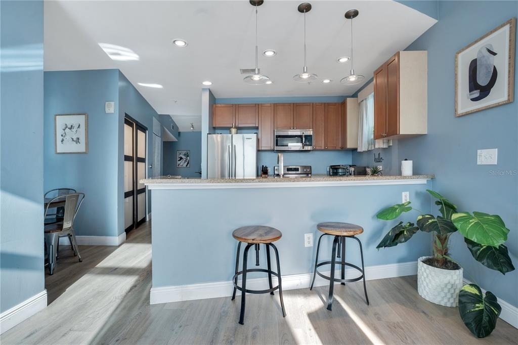 525 E Jackson Street - Photo 22