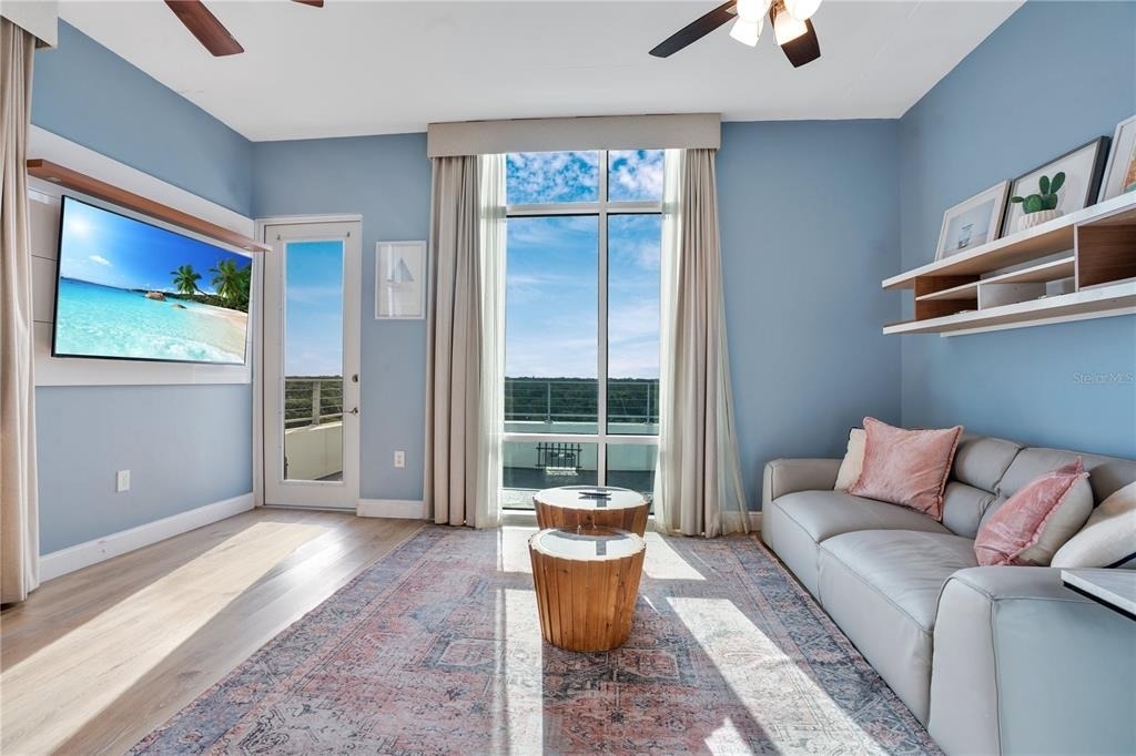 525 E Jackson Street - Photo 25
