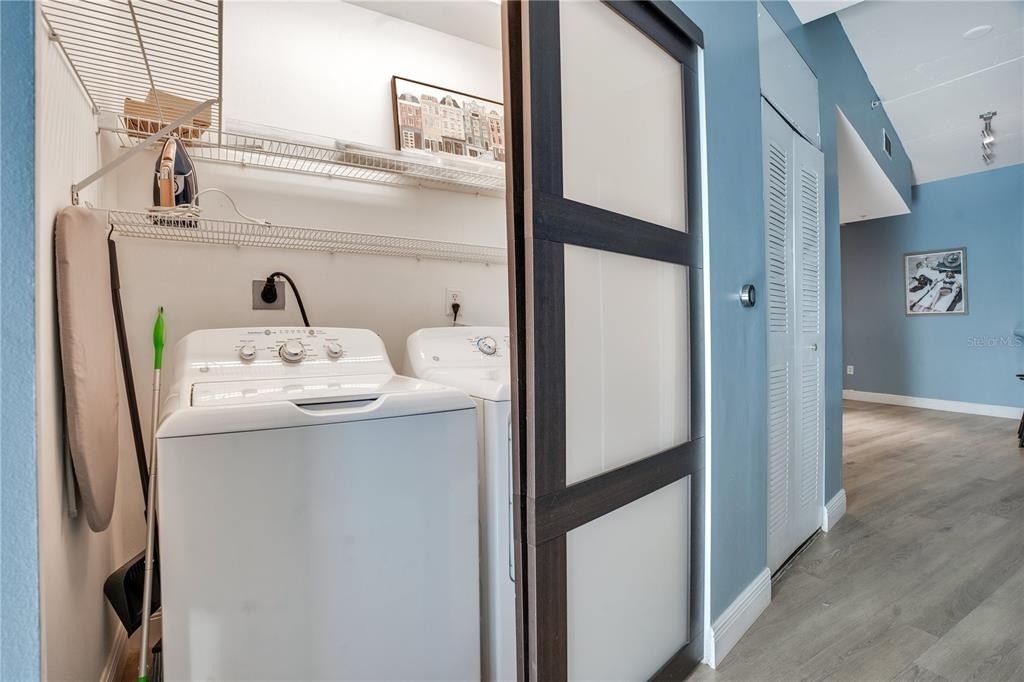 525 E Jackson Street - Photo 45