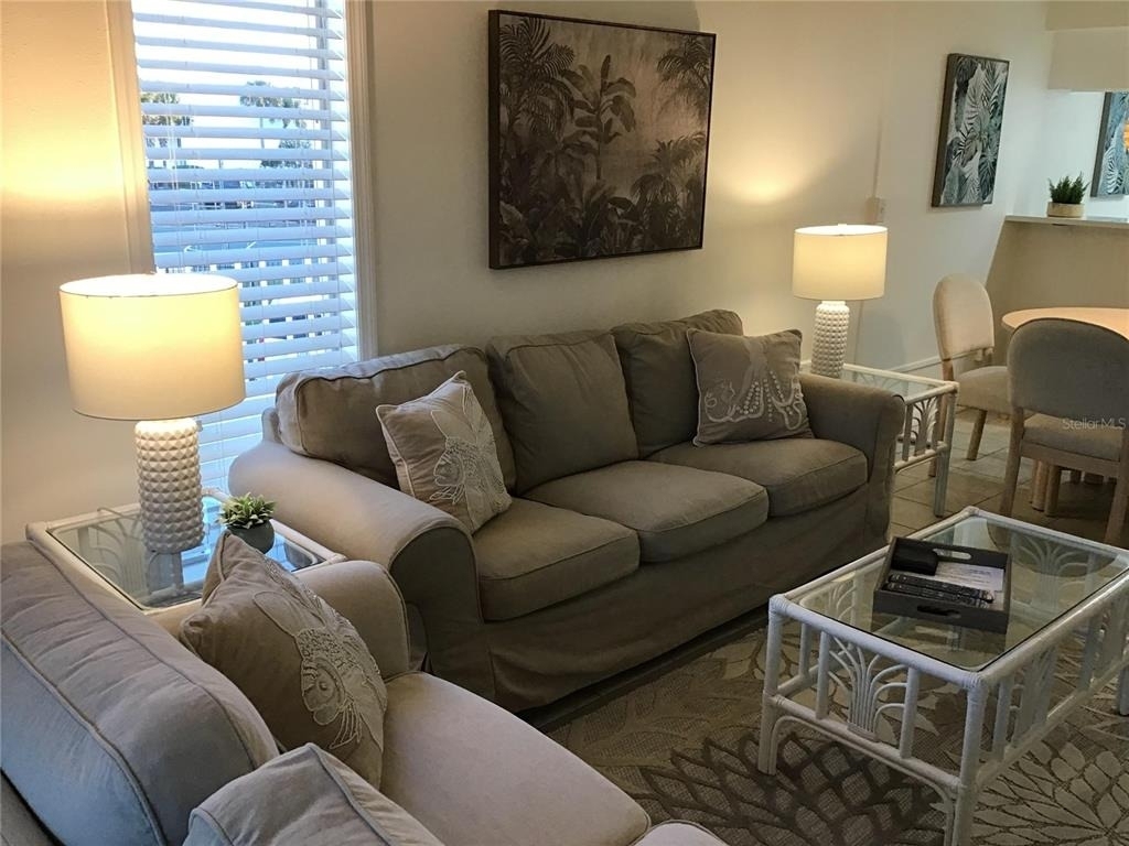 4849 Saxon Drive - Photo 3