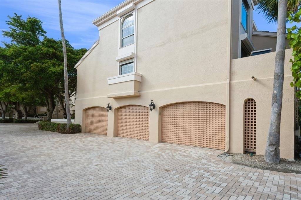 1195 Coquille Street - Photo 26