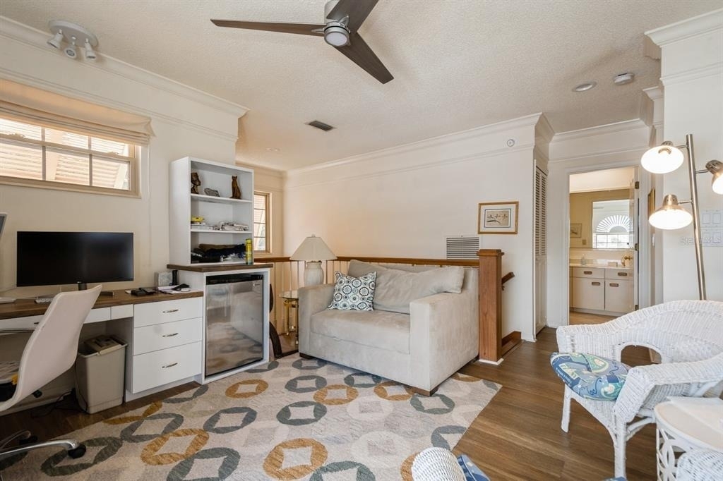 1195 Coquille Street - Photo 17