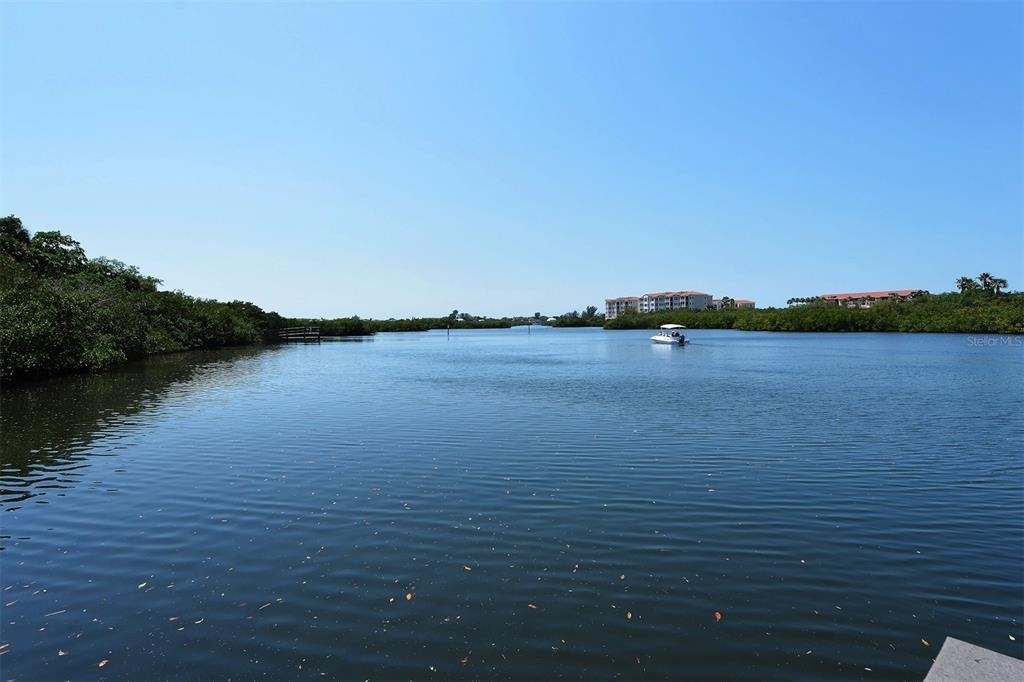 2657 Riverbluff Parkway - Photo 47