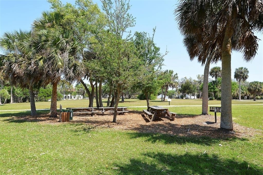 2657 Riverbluff Parkway - Photo 51