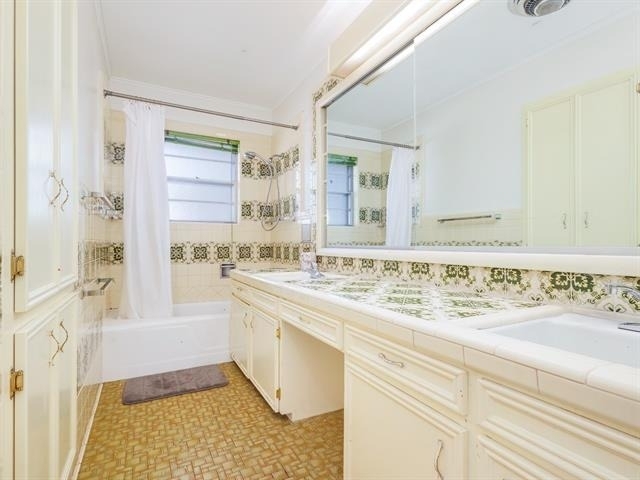 1909 8th Street - Photo 12