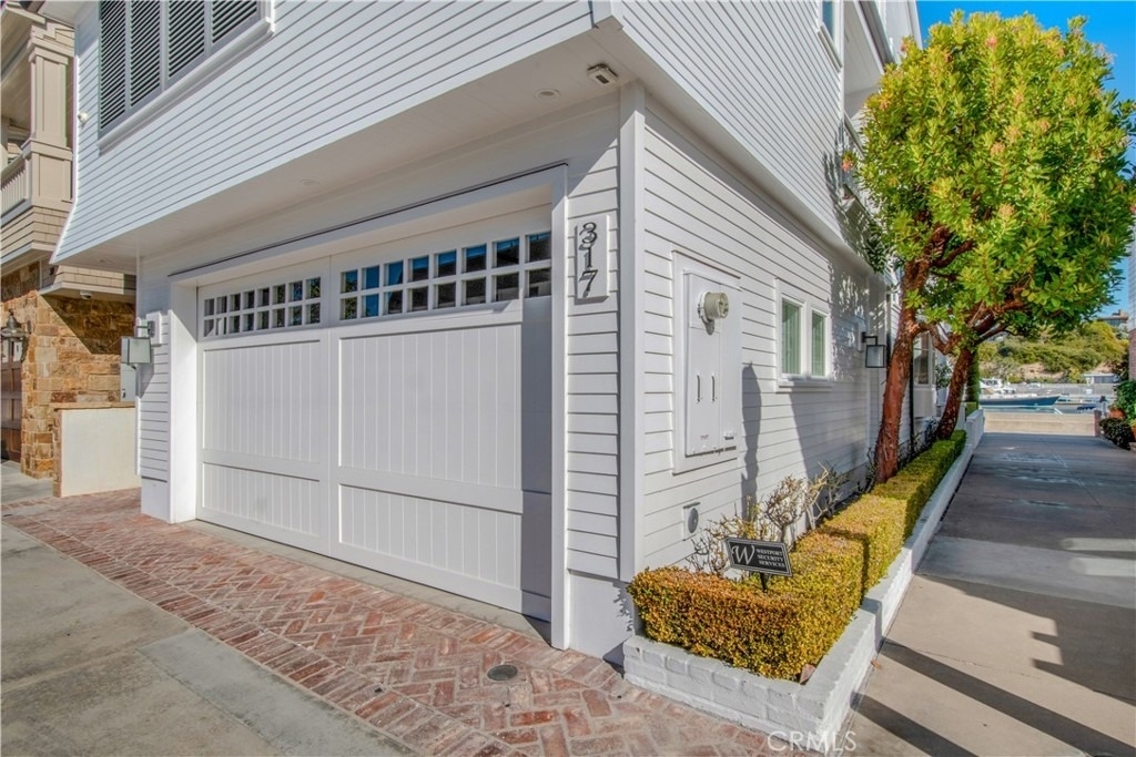 317 E Bay Front - Photo 54