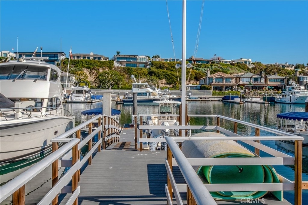 317 E Bay Front - Photo 3