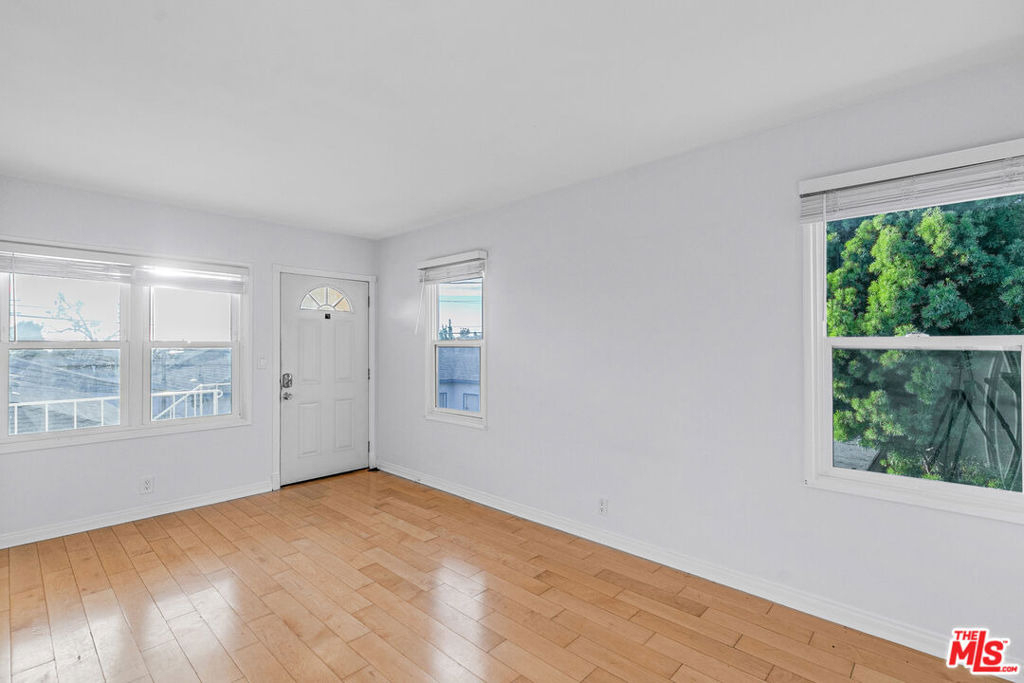 1352 Ocean Park Boulevard - Photo 0
