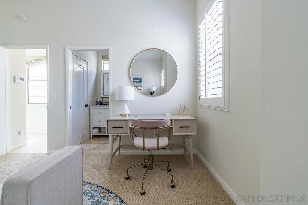 2508 Manchester Ave - Photo 31