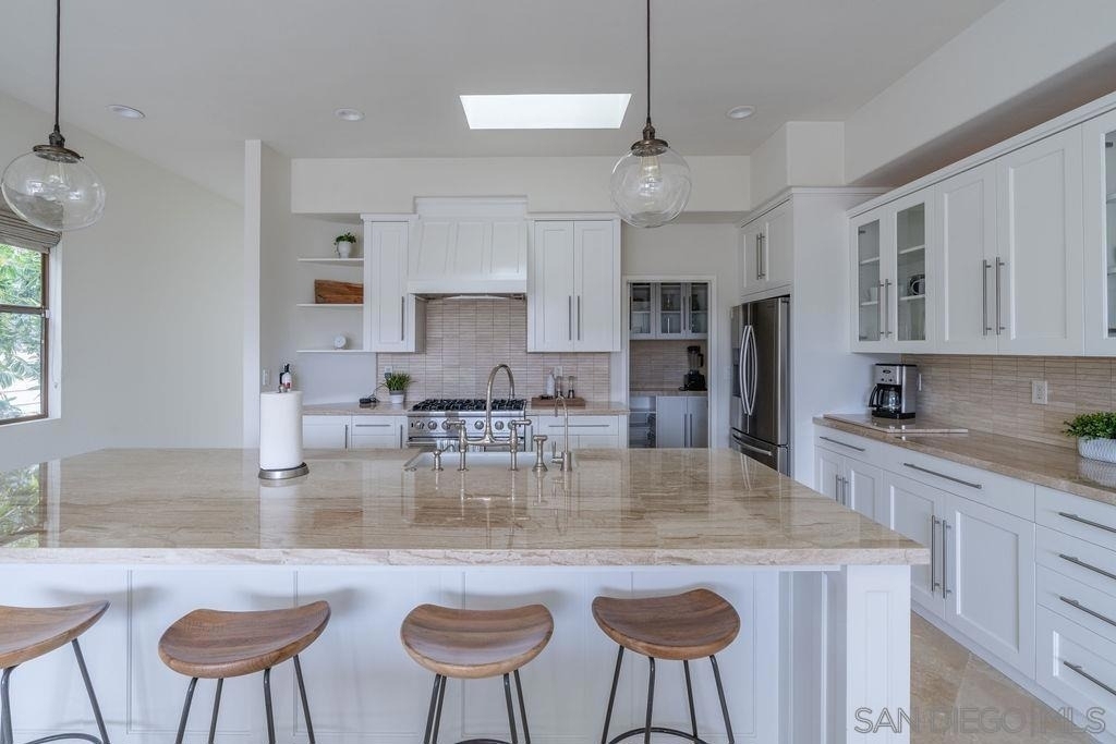 2508 Manchester Ave - Photo 16