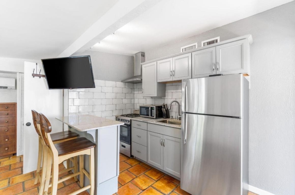 400 33rd Street - Photo 51
