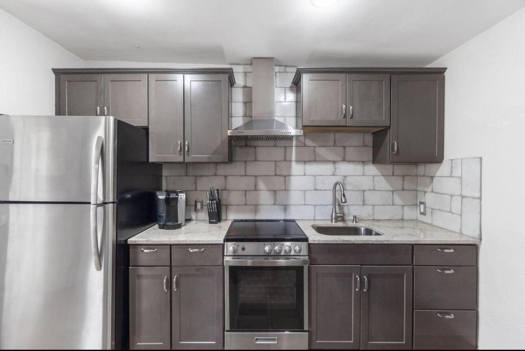 400 33rd Street - Photo 43