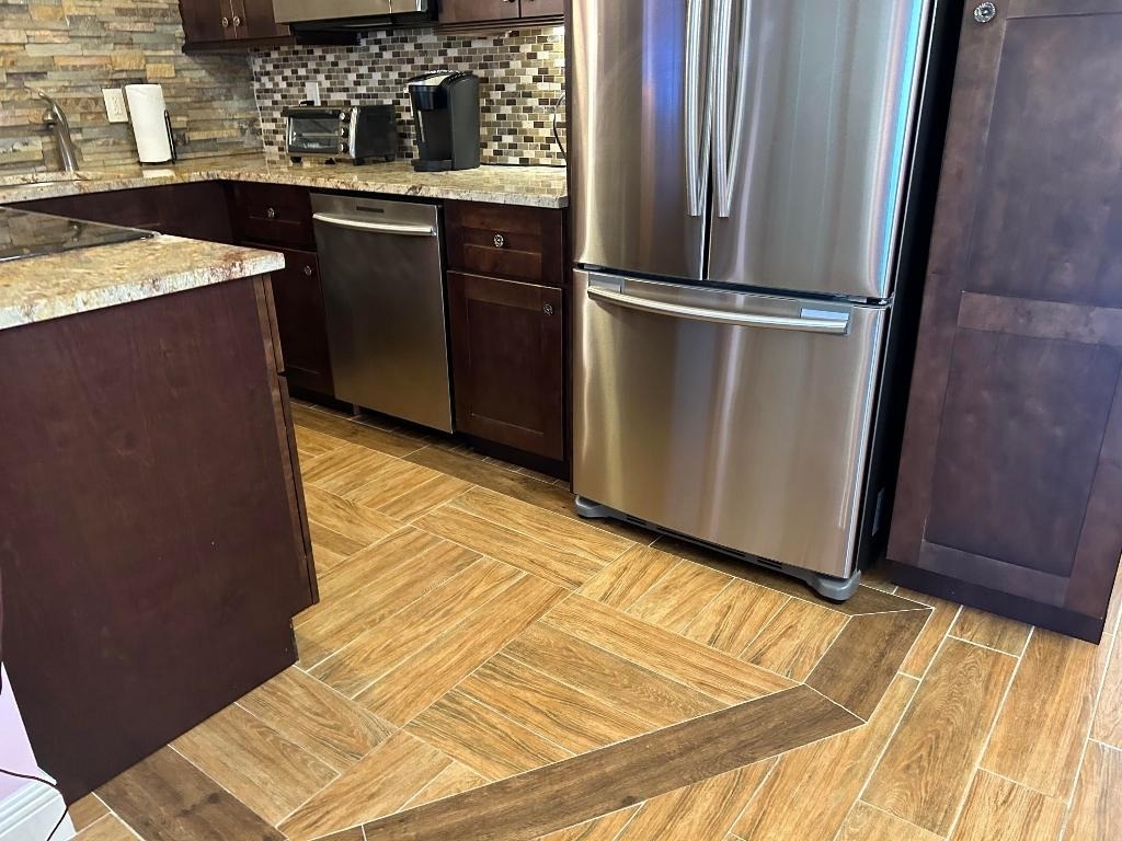 3070 Cornwall D - Photo 2