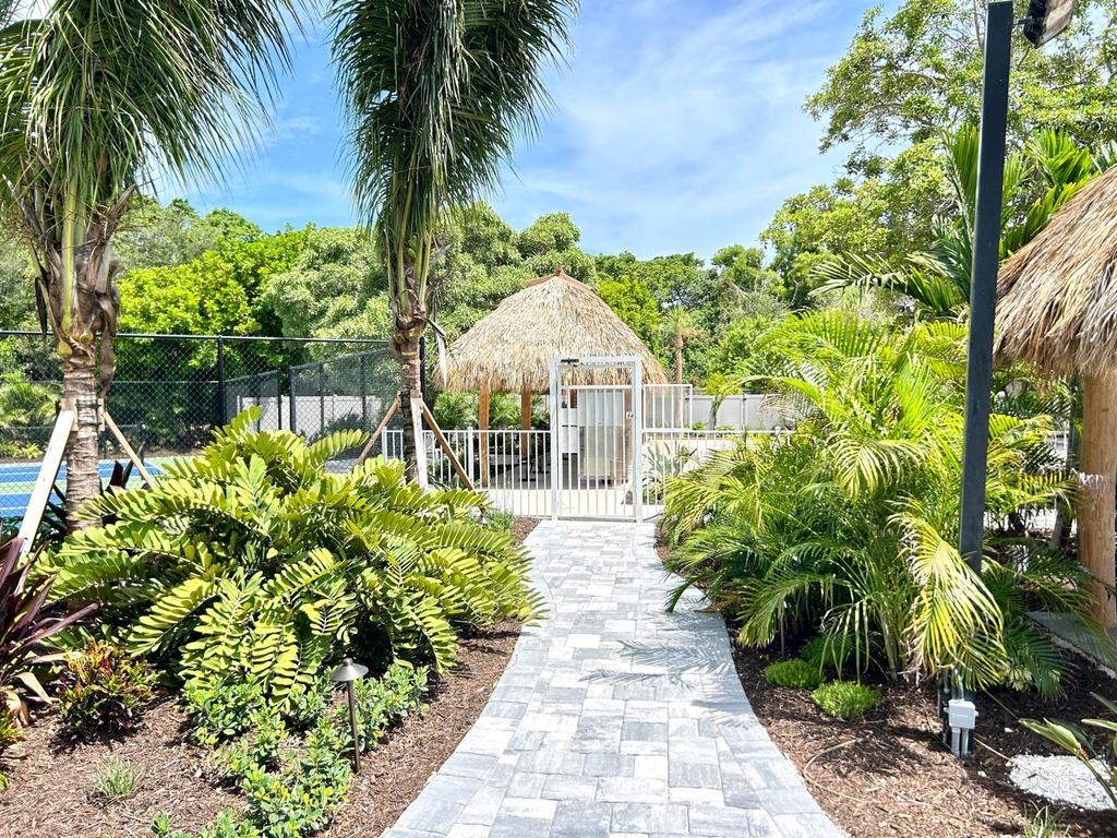 425 E Bougainvillea Drive - Photo 53